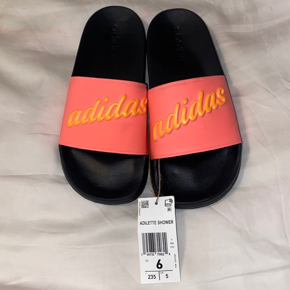 Adidas Adilette Shower Slippers NEW Size 6